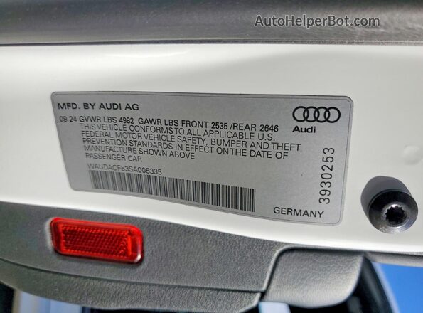 WAUDACF53SA005335 2025 AUDI OTHER Белый Панорамный вид салона 360°