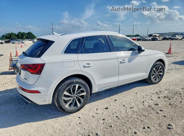 WA1BAAFY1M2003339 2021 AUDI Q5 Белый Передняя правая четверть