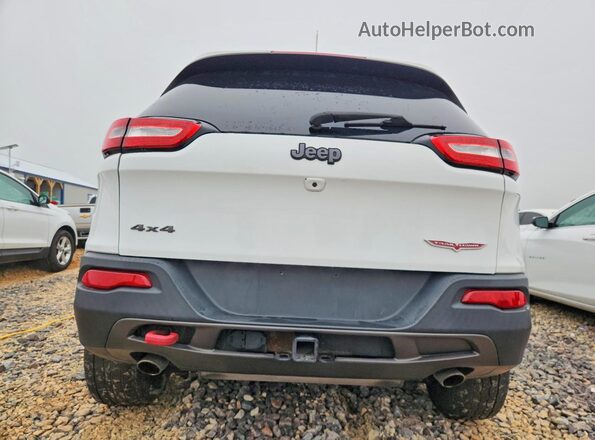 1C4PJMBS2GW299970 2016 JEEP CHEROKEE White Вид салону спереду