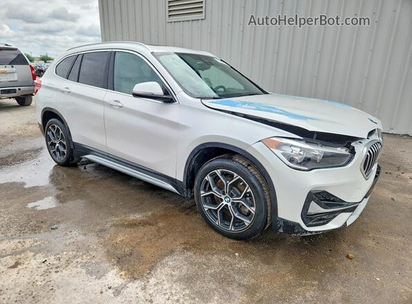 WBXJG7C01L5R93829 2020 BMW X1 Белый Передняя правая четверть