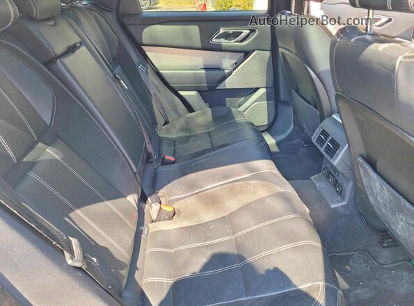 SALYL2RV5JA769750 2018 LAND ROVER RANGE Белый Вид салона спереди