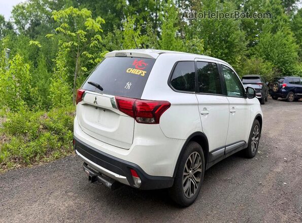 JA4AZ3A34GZ037976 2016 MITSUBISHI OUTLANDER Белый Передняя правая четверть