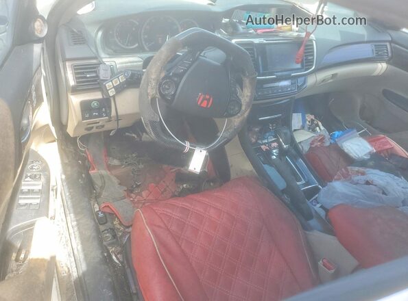 1HGCR3F92HA000373 2017 HONDA ACCORD Белый Вид щитка приборов