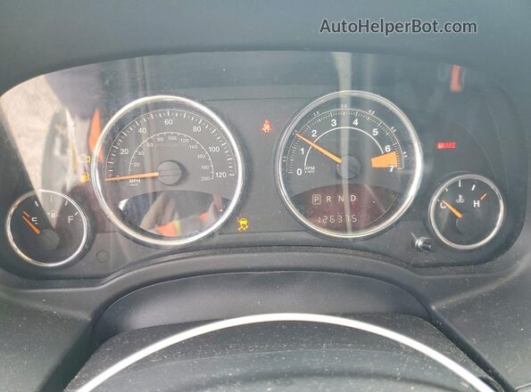 1C4NJCEB8HD185871 2017 JEEP COMPASS Белый Вид задних сидений