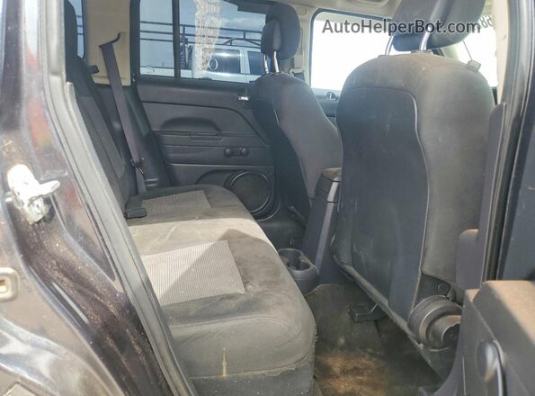 1C4NJPBA7GD528008 2016 JEEP PATRIOT Gray Engine compartment view