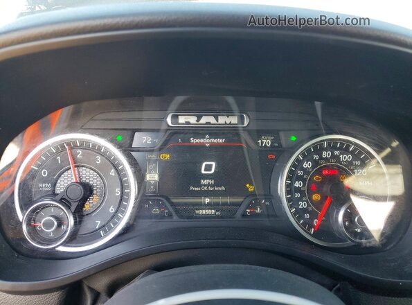 1C6SRFGP0SN594641 2025 RAM 1500 Black უკანა სავარძლების ხედი