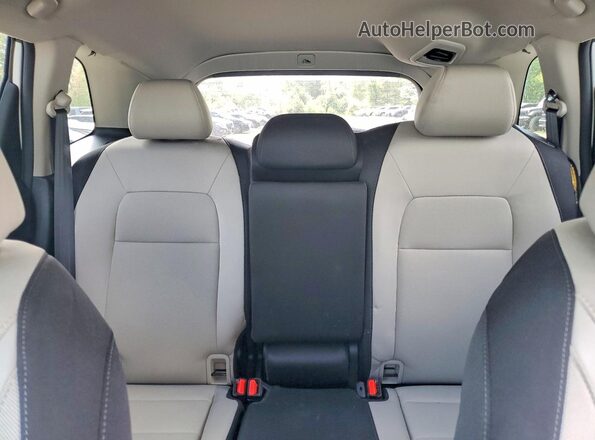 5J6RS3H40SL011019 2025 HONDA CR-V White Rear interior view