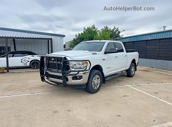 3C6UR5DJ1KG703068 2019 RAM 2500 Белый Задняя правая четверть
