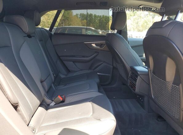 WA1FVAF12LD009176 2020 AUDI Q8 Gray Вид підкапотного простору