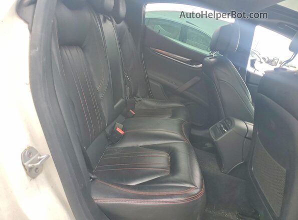 ZAM57RTA9G1177091 2016 MASERATI GHIBLI White Widok wnętrza z tyłu