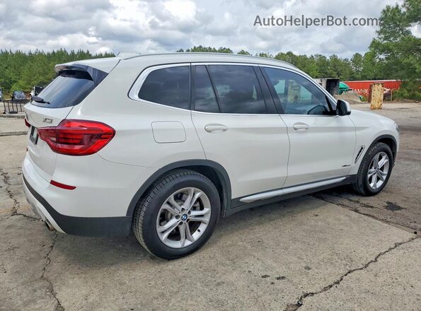 5UXTR9C50JLC79921 2018 BMW X3 Белый Передняя правая четверть