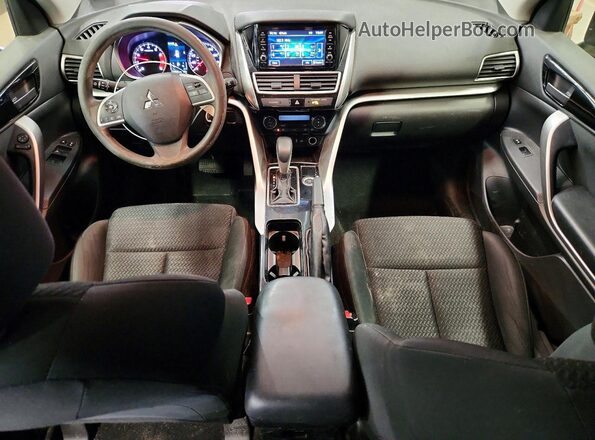 JA4AT3AA8KZ028822 2019 MITSUBISHI ECLIPSE Серебряный Вид щитка приборов