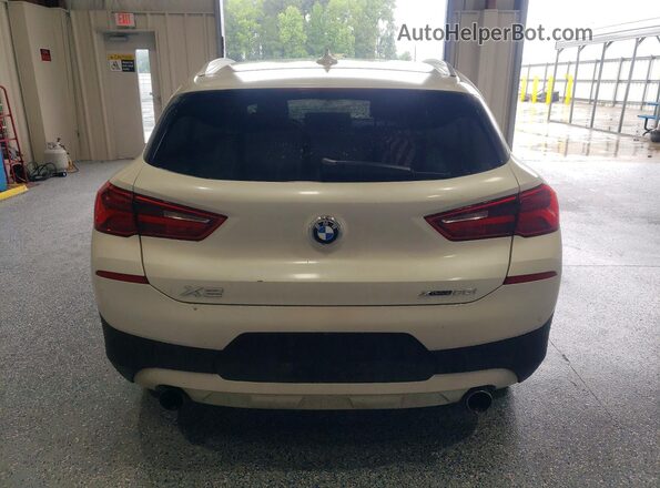 WBXYJ5C39JEF77980 2018 BMW X2 White Widok wnętrza z przodu