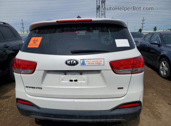 5XYPG4A32HG239825 2017 KIA SORENTO Белый Вид салона спереди