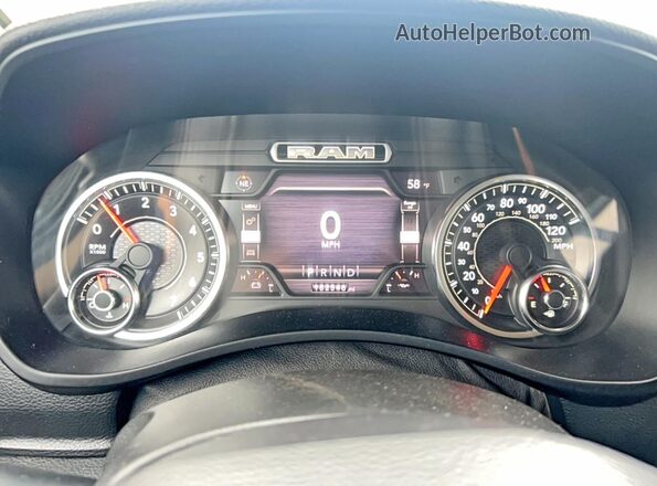 3C6UR5DJ1KG703068 2019 RAM 2500 Белый Вид щитка приборов