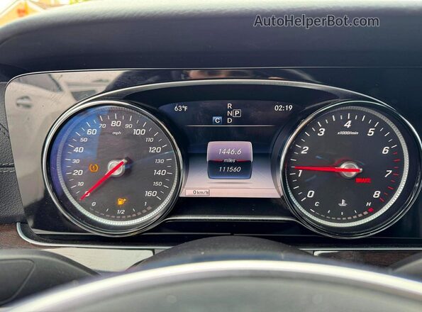 WDD1J6FBXJF010617 2018 MERCEDES-BENZ E-CLASS Серый Вид панели приборов