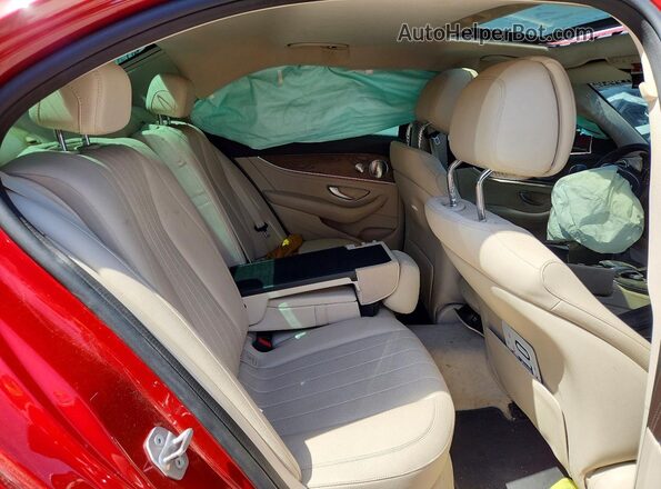 WDDZF4JB3HA204929 2017 MERCEDES-BENZ E Red Widok tylnych siedzeń