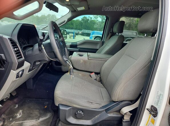 1FTEW1CG5HFB12000 2017 FORD F150 Белый Вид панели приборов