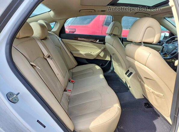5NPE34AF7GH283145 2016 HYUNDAI SONATA Белый Вид задней части салона