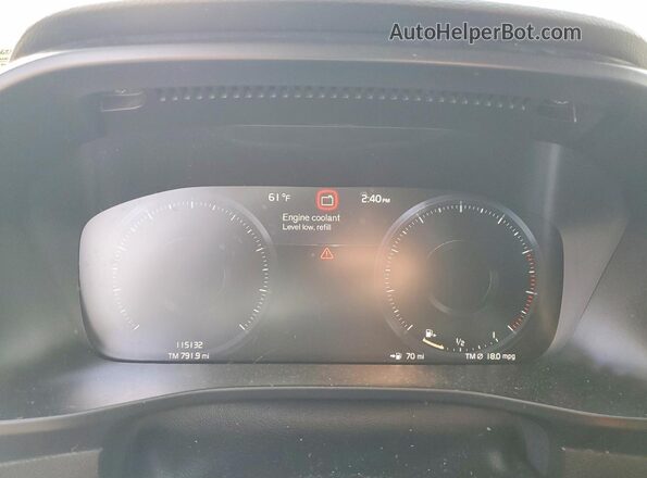 YV4162UK6N2761960 2022 VOLVO XC40 Черный Вид задних сидений