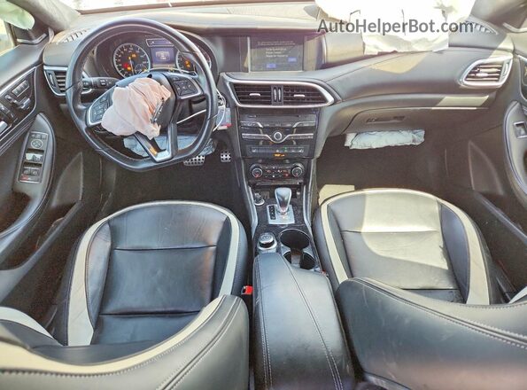 SJKCH5CP2JA042898 2018 INFINITI QX30 Silver Widok zestawu wskaźników