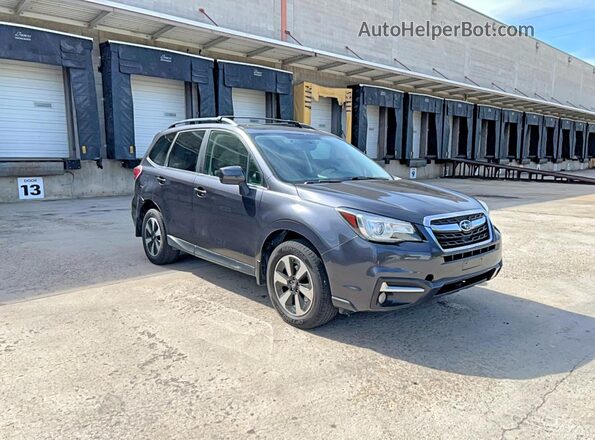 JF2SJARC8JH596519 2018 SUBARU FORESTER 2.5 Gray Front left