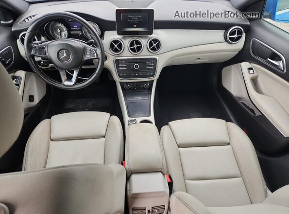 WDCTG4GBXGJ188449 2016 MERCEDES-BENZ GLA Blue Widok zestawu wskaźników