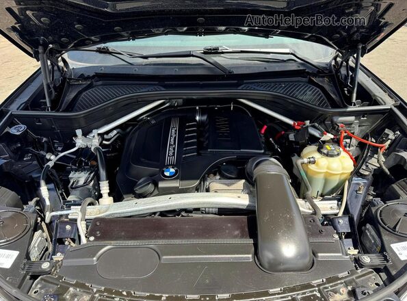 5UXKR0C56J0X92077 2018 BMW X5 Черный Вид подкапотного пространства