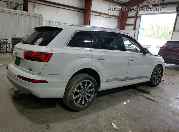 WA1LAAF7XJD001911 2018 AUDI Q7 Белый Передняя правая четверть
