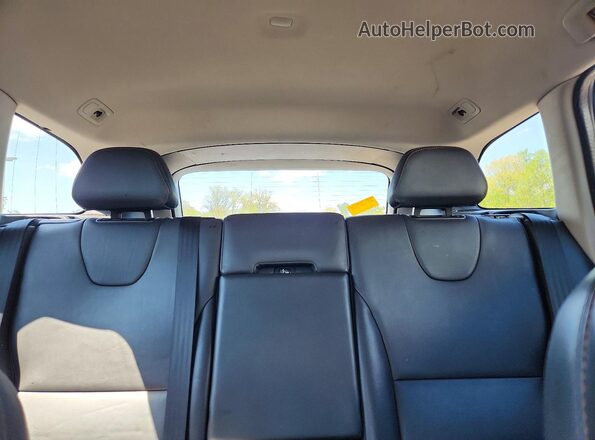 YV440MDJ9H2087521 2017 VOLVO XC60 Gray Widok wnętrza z tyłu