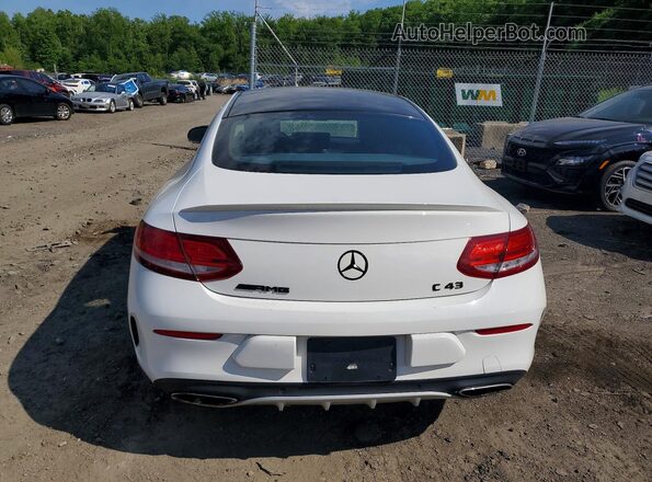 WDDWJ6EB4JF625851 2018 MERCEDES-BENZ C White Вид салону спереду