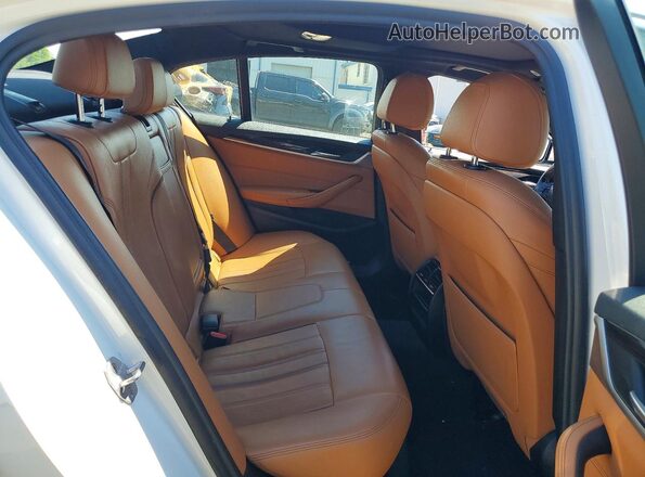WBAJE7C53KWW08453 2019 BMW OTHER Белый Вид задней части салона