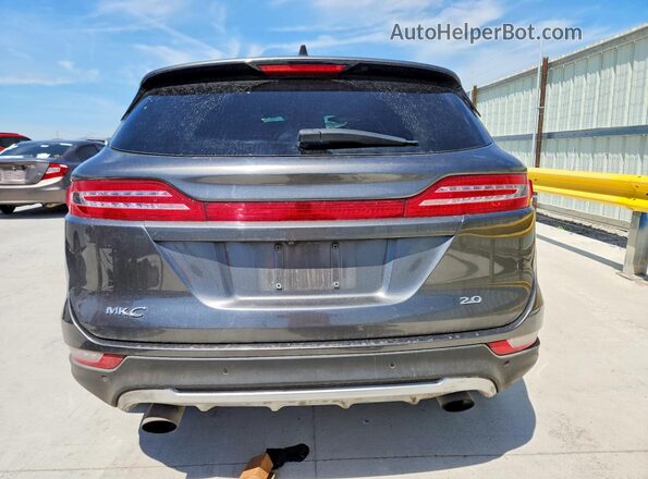 5LMCJ1C95HUL24813 2017 LINCOLN MKC Серый Вид салона спереди