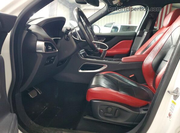 SADCM2BV8HA080244 2017 JAGUAR F-PACE Белый Вид панели приборов