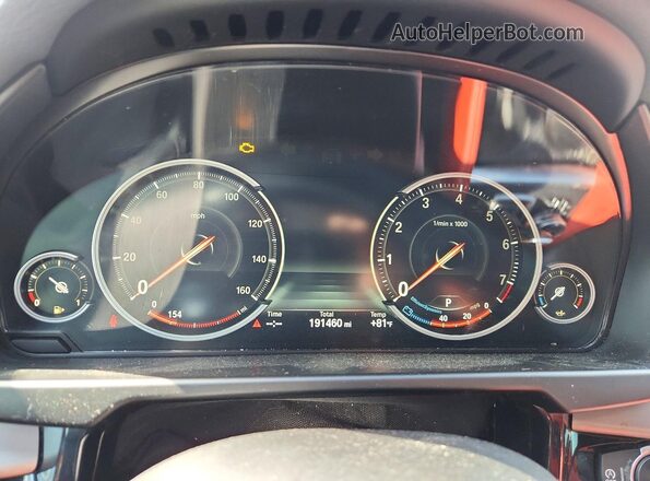 5UXKU2C36H0X46932 2017 BMW X6 Белый Вид задних сидений