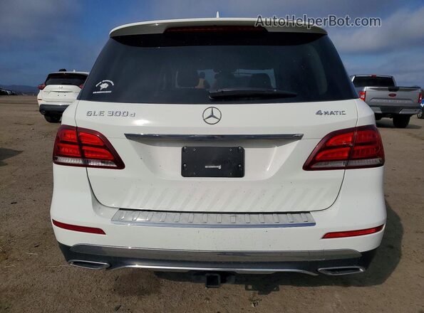 4JGDA0EB5GA622196 2016 MERCEDES-BENZ GLE White Вид ззаду