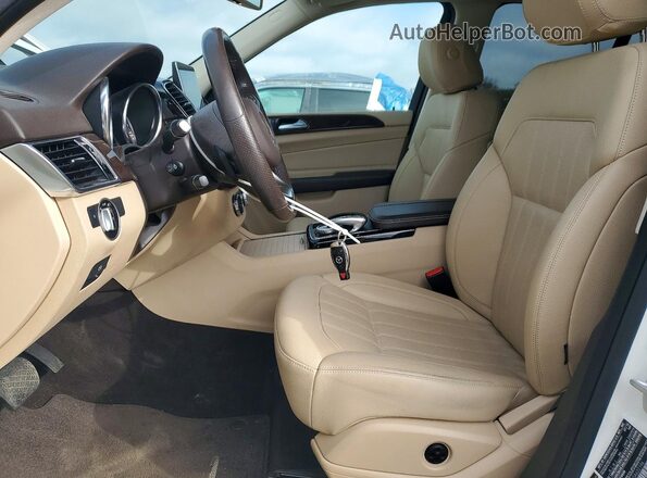 4JGDA0EB5GA622196 2016 MERCEDES-BENZ GLE White Вид салону спереду