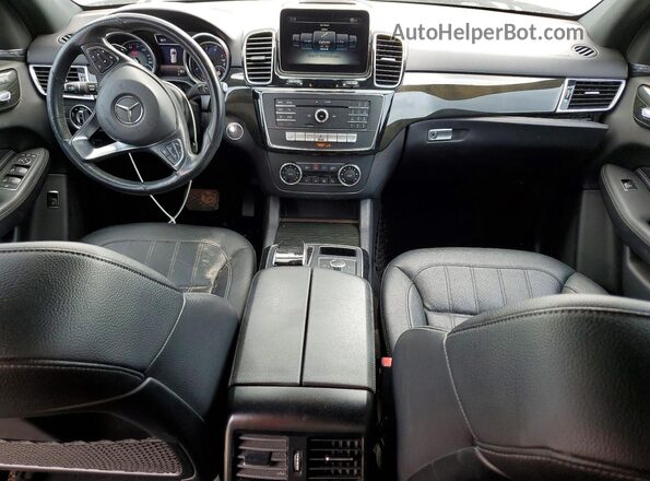 4JGDA5JB0HA863300 2017 MERCEDES-BENZ GLE Black Widok deski rozdzielczej