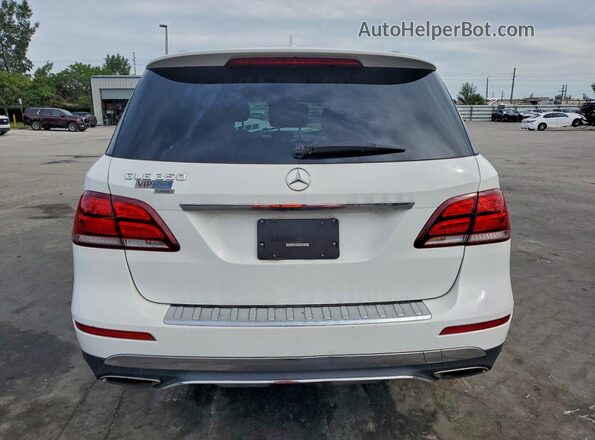 4JGDA5JB4GA744843 2016 MERCEDES-BENZ GLE White Вид ззаду