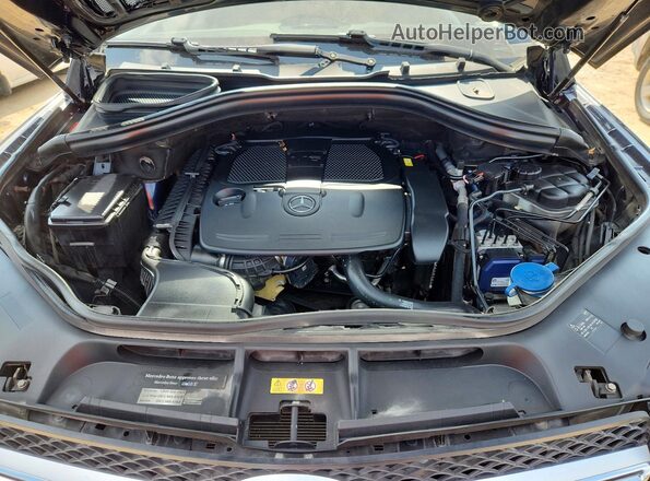4JGDA5JB8GA766330 2016 MERCEDES-BENZ GLE Blue Widok komory silnika