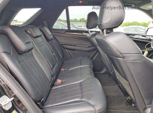 4JGDA5JB8HA920908 2017 MERCEDES-BENZ GLE Black Widok wnętrza z tyłu