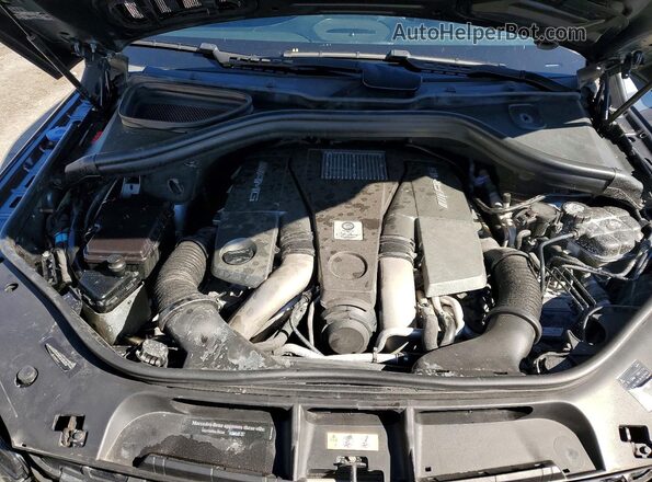 4JGDA7FB0GA694205 2016 MERCEDES-BENZ GLE Black Вид підкапотного простору