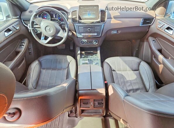 4JGDF6EE0KB226100 2019 MERCEDES-BENZ GLS White Widok deski rozdzielczej