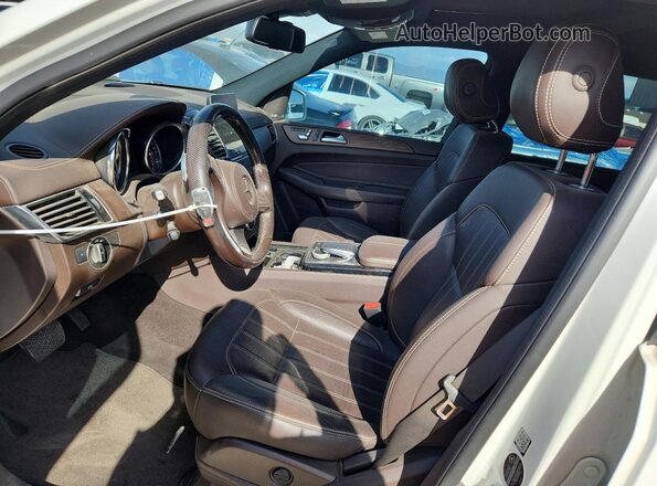4JGDF6EE0KB226100 2019 MERCEDES-BENZ GLS White Widok wnętrza z przodu