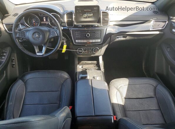 4JGDF6EE3HA860435 2017 MERCEDES-BENZ GLS Черный Вид панели приборов