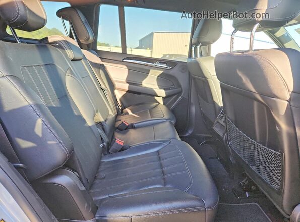 4JGDF6EE6JB119356 2018 MERCEDES-BENZ GLS Серебряный Вид задней части салона