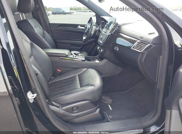 4JGDF6EE7HA818012 2017 MERCEDES-BENZ GLS 450 Black წინა სალონის ხედი
