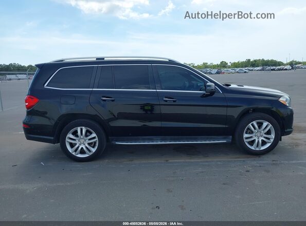 4JGDF6EE7HA818012 2017 MERCEDES-BENZ GLS 450 Black უკანა სალონის ხედი