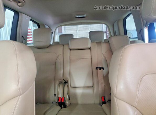 4JGDF6EE8GA640223 2016 MERCEDES-BENZ GL-CLASS White Հետևի նստատեղերի տեսք
