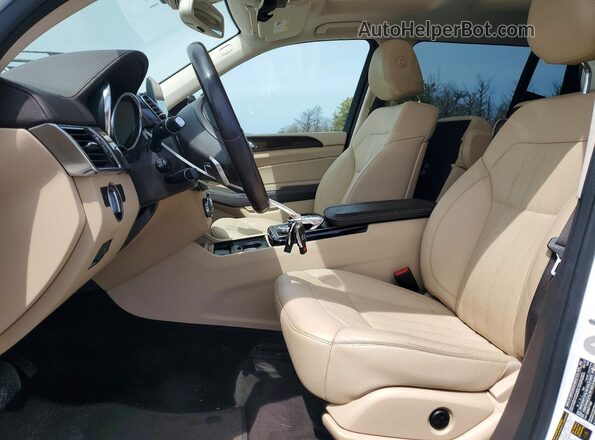 4JGDF6EE8JB026726 2018 MERCEDES-BENZ GLS Белый Вид салона спереди